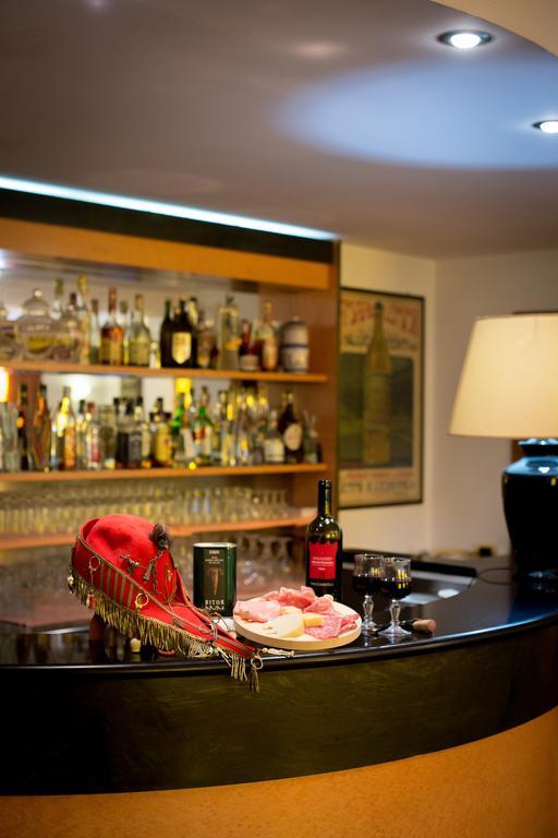 Hotel Le Rocce 마지오네 외부 사진