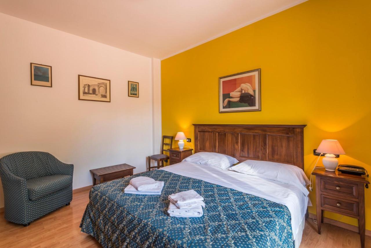 Hotel Le Rocce 마지오네 외부 사진